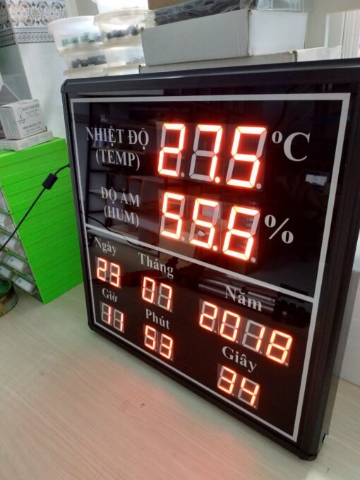 Gia công Đồng hồ nhiệt độ độ ẩm treo nhà xưởng giá rẻ