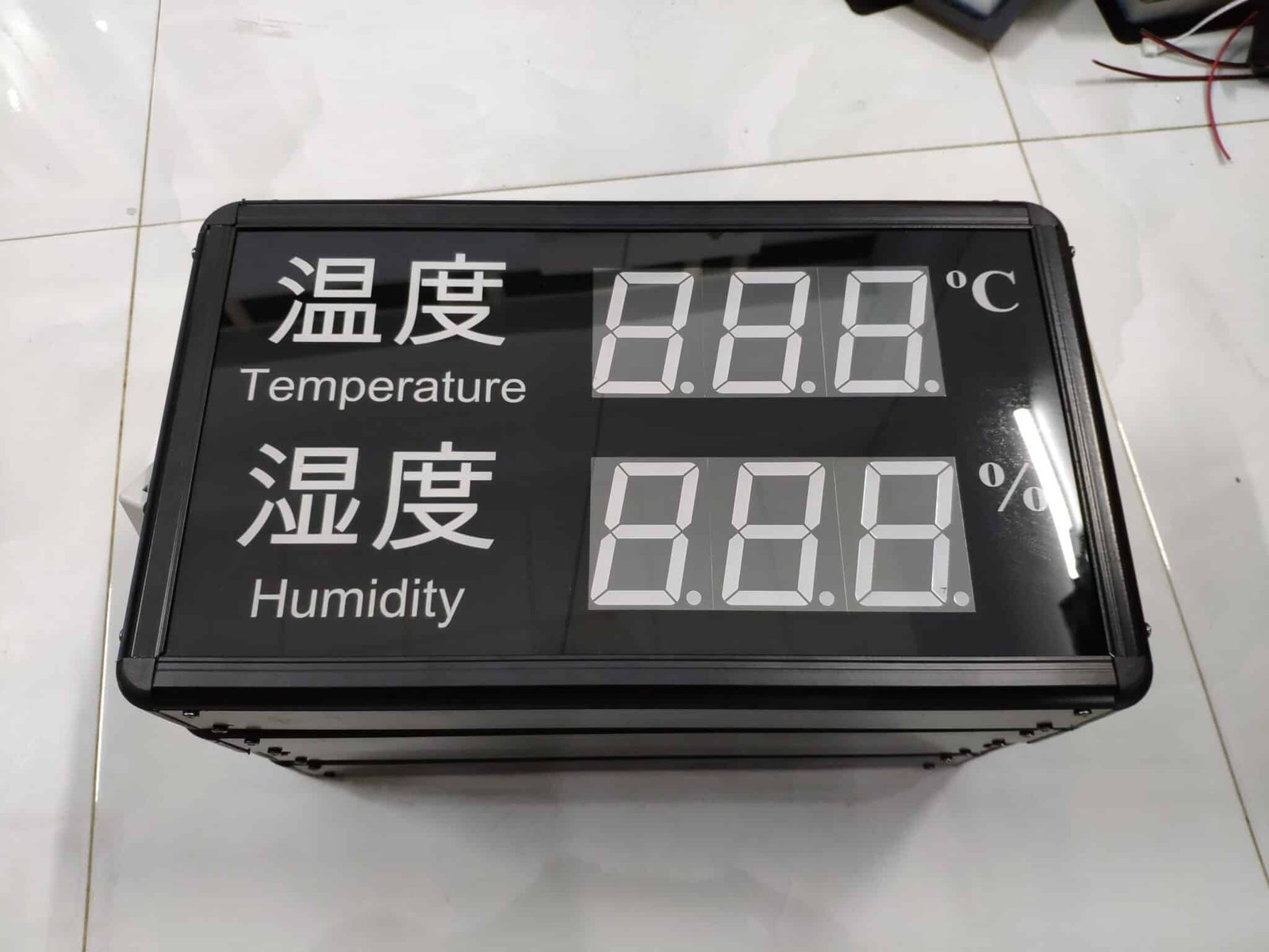 Đồng hồ nhiệt độ độ ẩm 350x200mm (Tiếng Trung) 2 Đồng hồ nhiệt độ độ ẩm 350x200mm (Tiếng Trung) - Ảnh 2